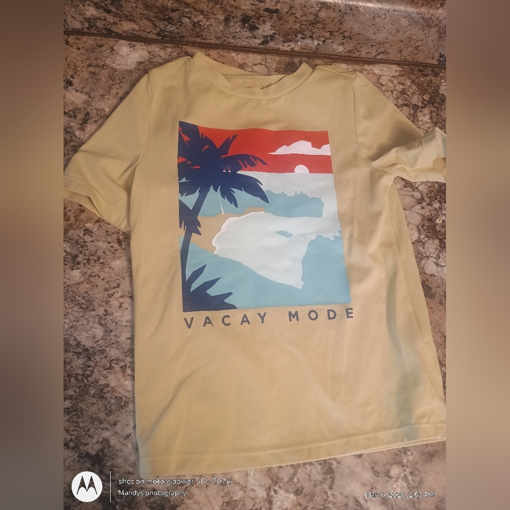 Boys Swim Shirt Size 5